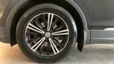 Volkswagen Tiguan 1.4 TSi 125 SE Nav 5dr Petrol Estate
